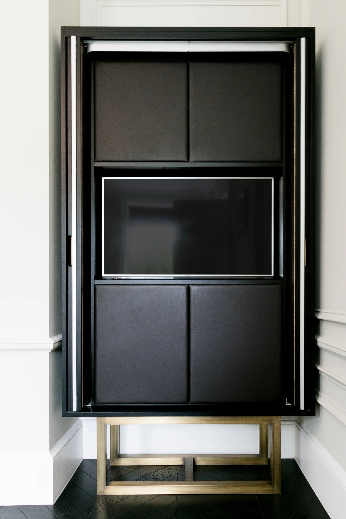 Open cabinet with integrated television storage