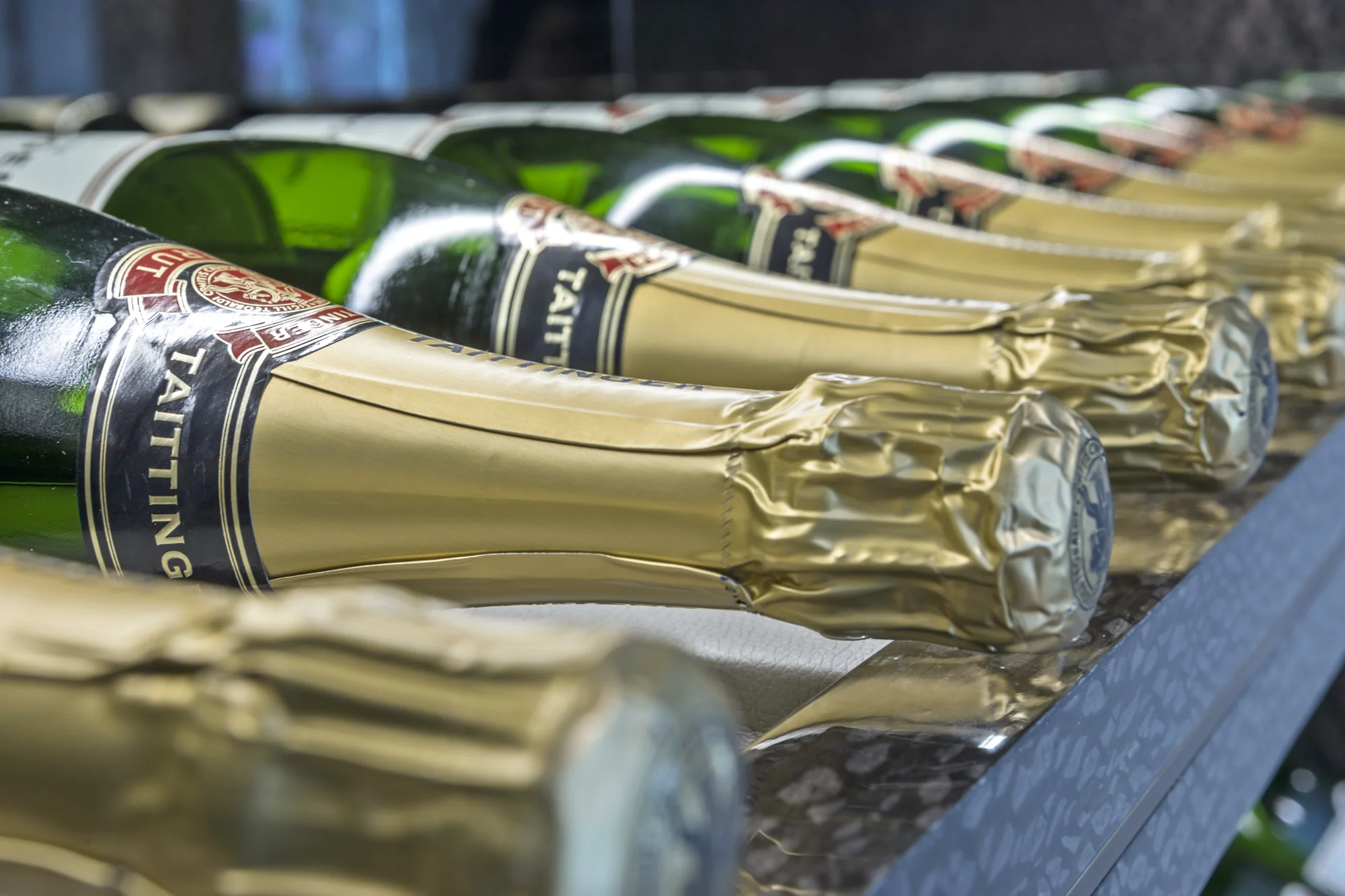 Close wine rack detail